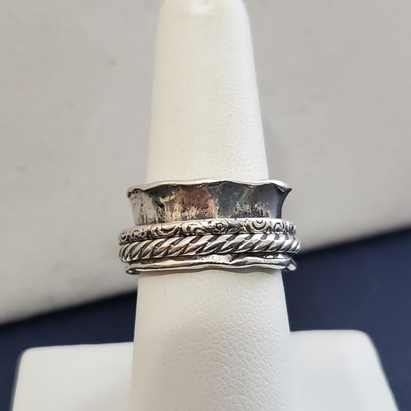 Shablool Silver Jewelry Design Jewelry - Didae Sterling Spinner Ring Size 6.75 ⬇️PRICE DROP⬇️